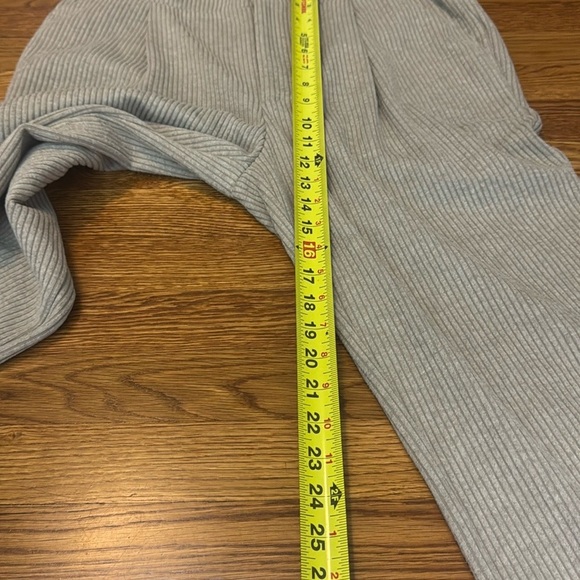 Varley Aberdeen Straight Leg Pant 29" Taupe Marl Size Medium - Picture 15 of 16